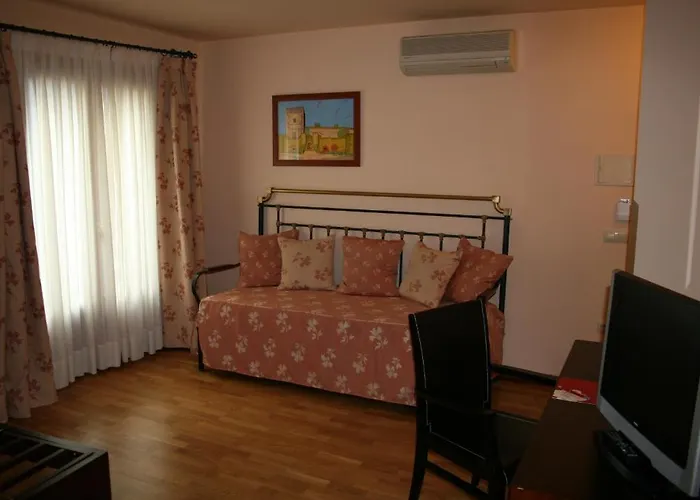 Hotel La Casa Mudejar Segovia